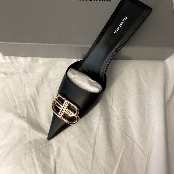 BRAND NEW , NEVER USED BALENCIAGA KNIFE BB 40mm MULES - Picture 1 of 6